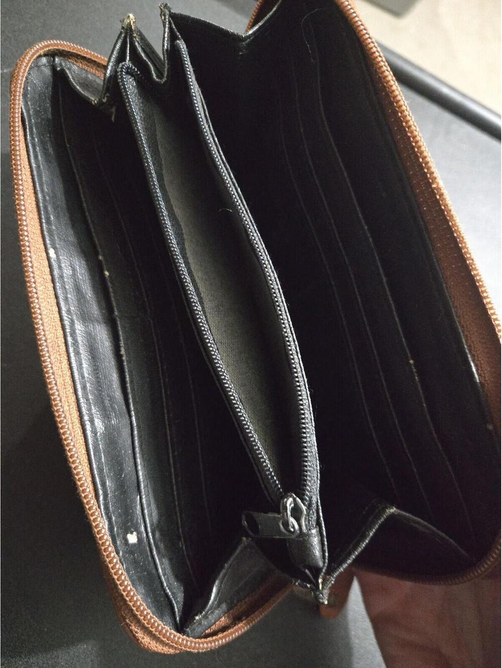 Vintage Bruno Lorelli Navy and Cognac Zip-Around Wallet - Picture 2 of 4